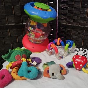 🐞3/33🐞 Set of rattle toys 🧸